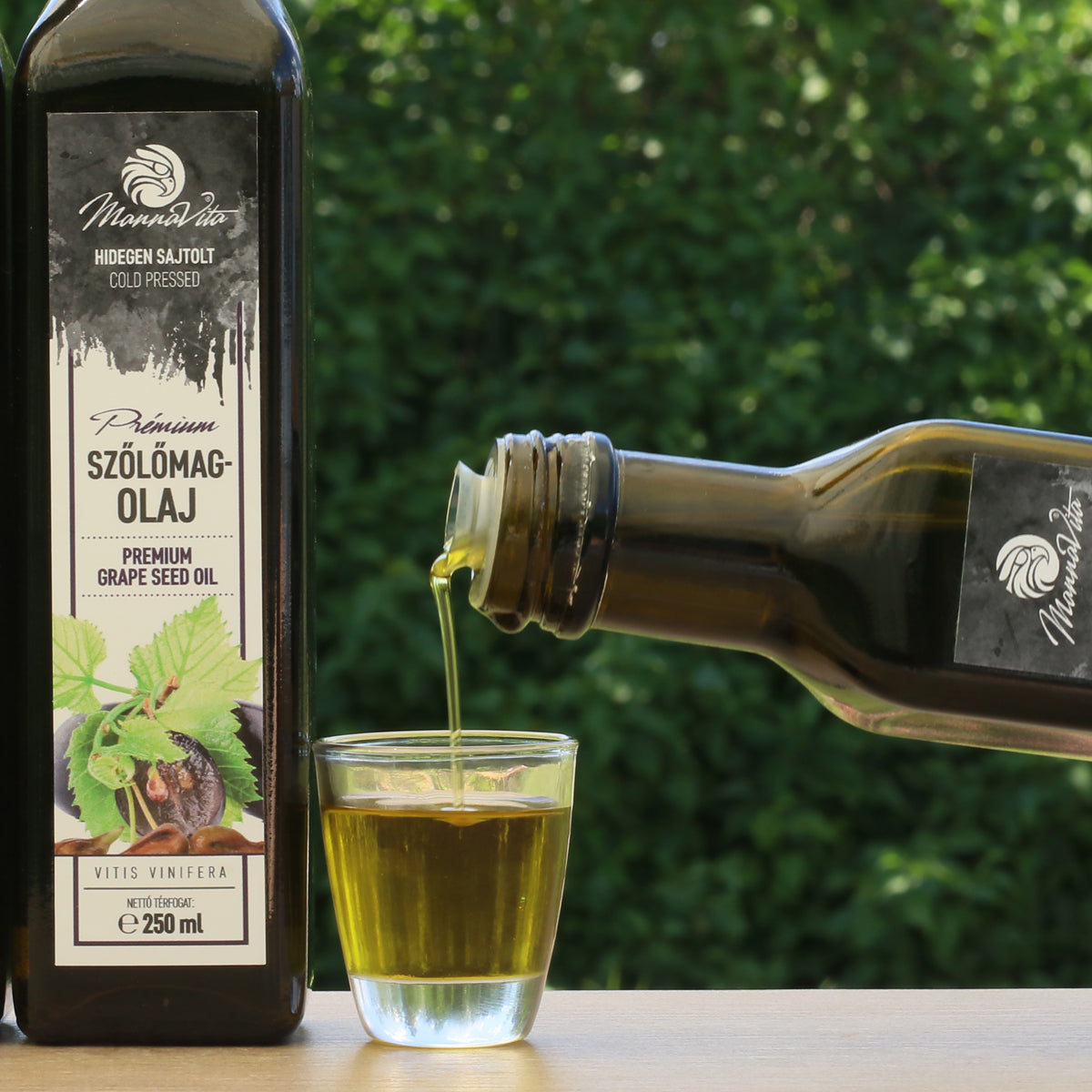 Mannavita Hungarian cold-pressed Grapeseed oil • 250 ml