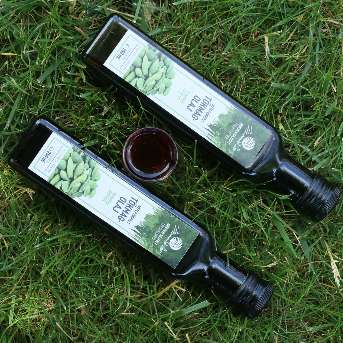 Mannavita Hungarian cold-pressed Pumpkin seed oil • 250 ml